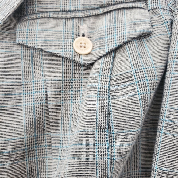 Eddie Bauer Plaid Blazer Women's Size 6 EUC - Picture 6 of 6